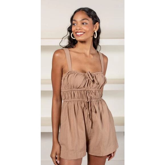 NWT Mustard Seed Dark Taupe Smocked Bodice Drawstring Tie Romper Small - Picture 1 of 8